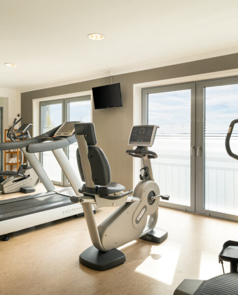 Sport mit Ausblick im elaya hotel hamburg finkenwerder