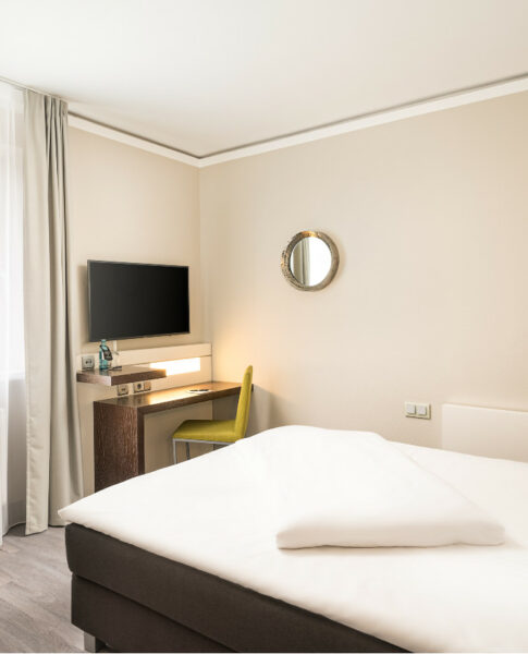 Moderne einrichtung im elaya hotel hannover city