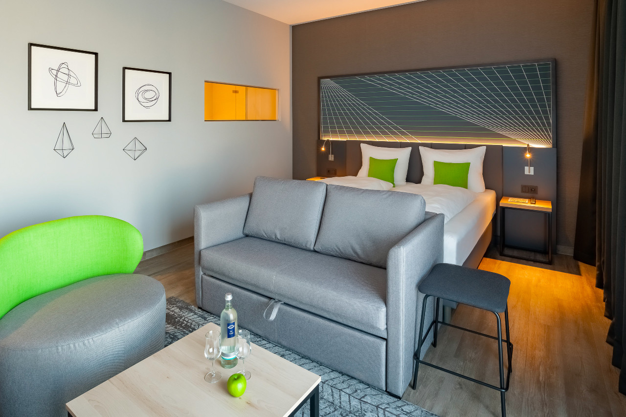 Mehr Luxus auf Reisen in einer junior suite im elaya hotel kevelaer