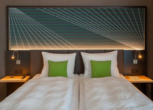 elaya-hotel-kevelaer-standard-doppelzimmer-bett Das gemütliche Bett im elaya hotel kevelaer