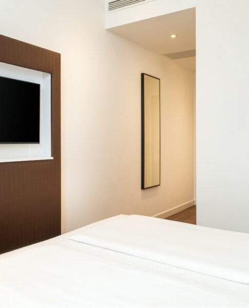 Ein Superior Doppelzimmer im elaya hotel leipzig city center