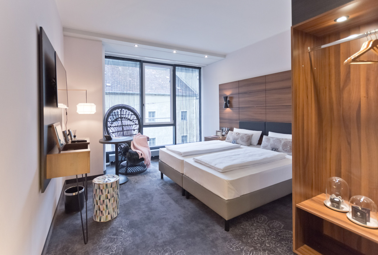 Standard Doppelzimmer im elaya hotel munich city