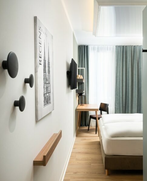 elaya-hotel-regensburg-city-center-standard-doppelzimmer Standard Doppelzimmer im elaya hotel regensburg city center