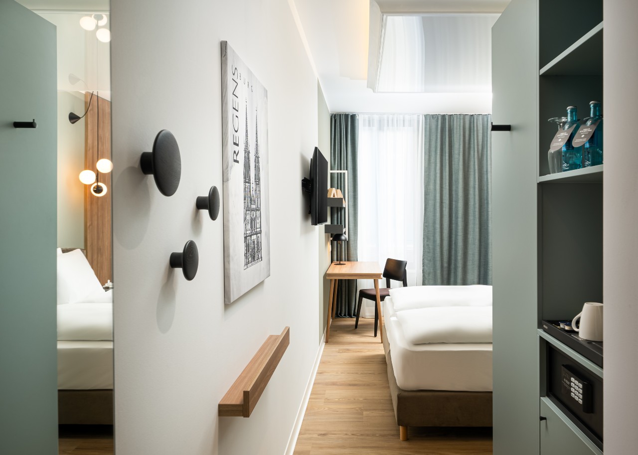 elaya-hotel-regensburg-city-center-standard-doppelzimmer Standard Doppelzimmer im elaya hotel regensburg city center