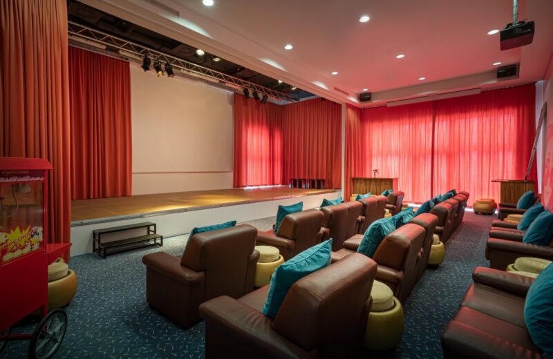 Kino im elaya hotel steinplatte.