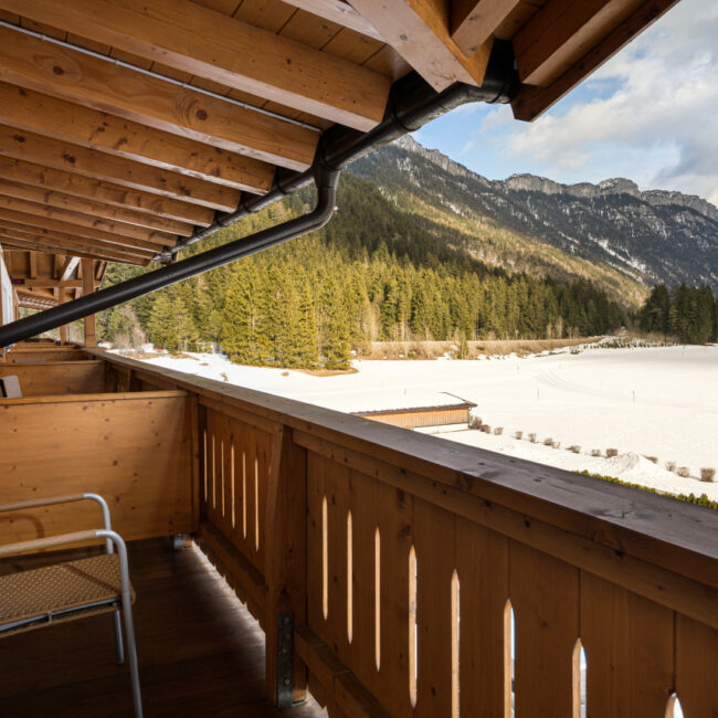 Bergblick auf die Alpen im elaya hotel steinplatte