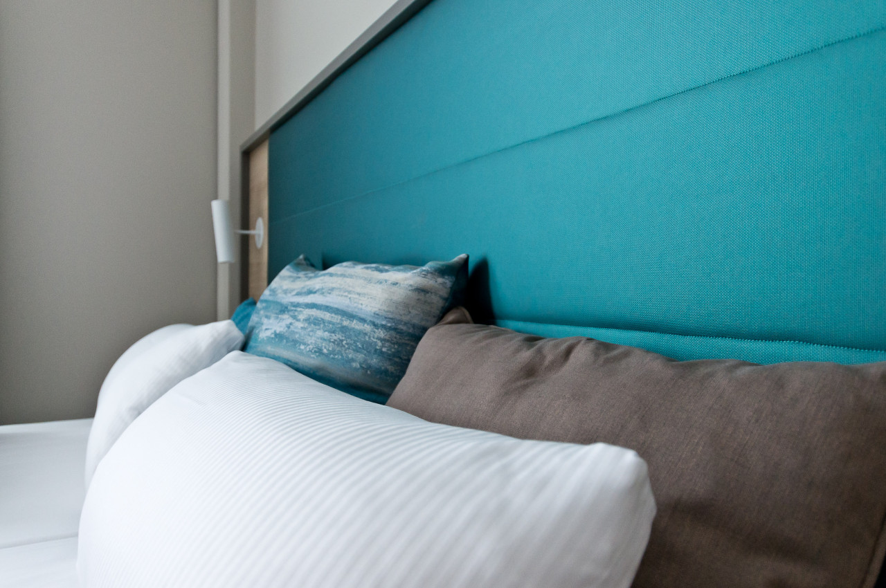 elaya-hotel-stuttgart-boeblingen-apartment-bett-detail Träumen erlaubt: Die Apartments im elaya hotel stuttgart boeblingen
