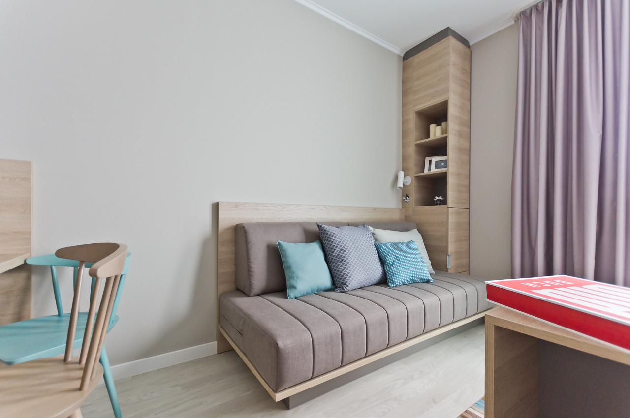 elaya-hotel-stuttgart-boeblingen-apartment-couch Entspannen auf dem Sofa in den Apartments im elaya hotel stuttgart boeblingen