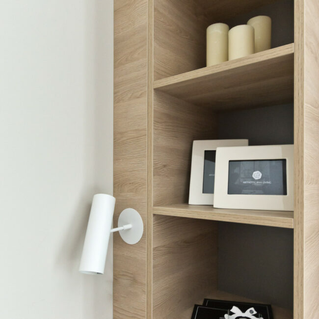 elaya-hotel-stuttgart-boeblingen-apartment-schrank-deko Details eines Apartments im elaya hotel stuttgart boeblingen