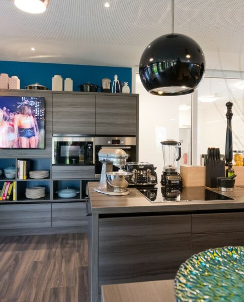 elaya-hotel-stuttgart-boeblingen-social-kitchen-kuechenzeile Die social kitchen im elaya hotel stuttgart boeblingen