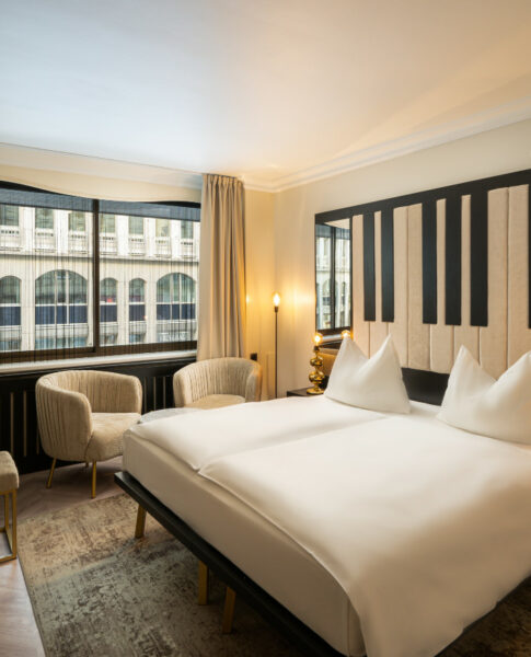 Ein Doppelzimmer der Kategorie Superior im elaya hotel vienna city center