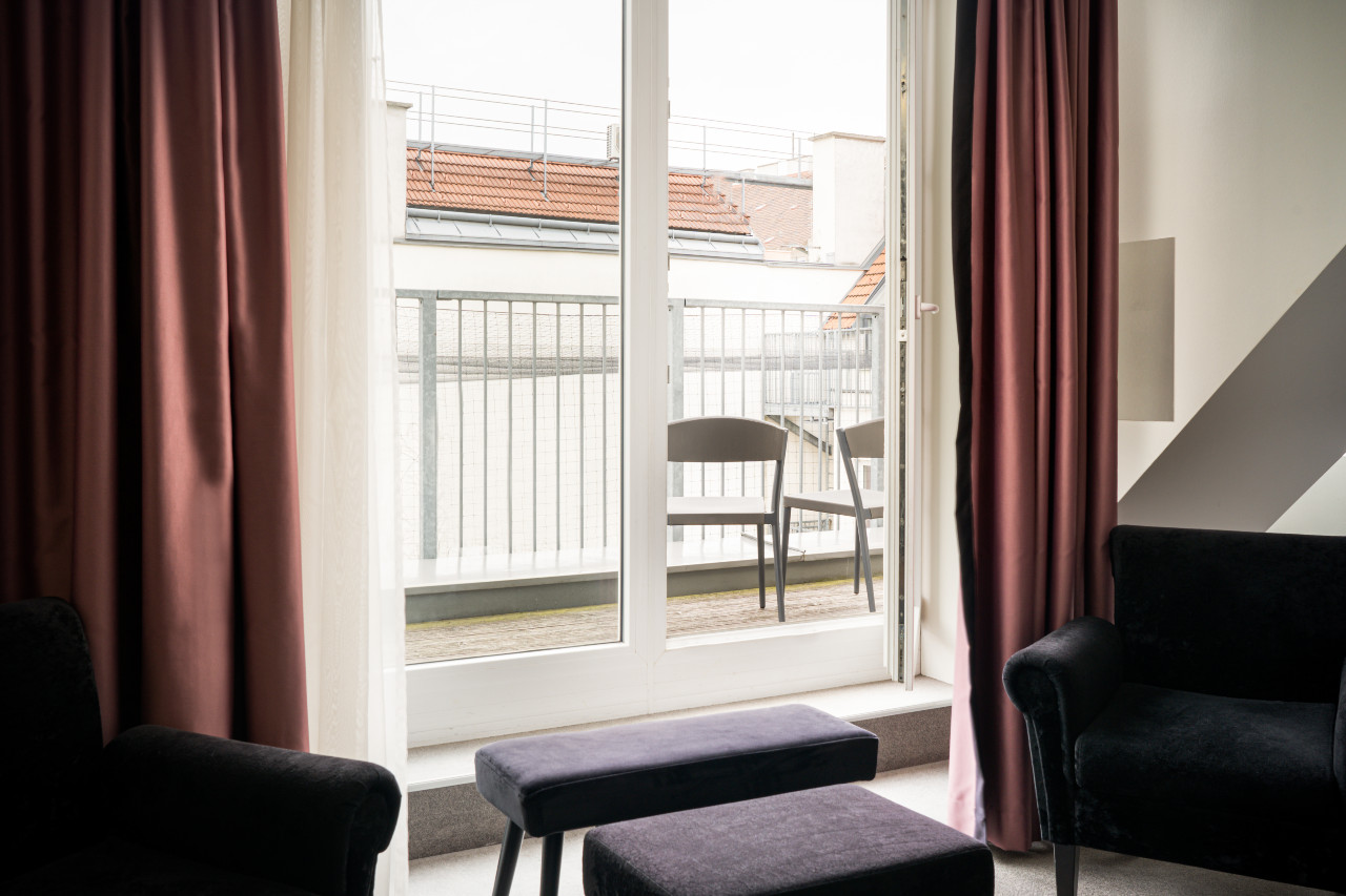elaya-hotel-vienna-city-west-familienzimmer-sitzbereich Sitzbereiche im elaya hotel vienna city west