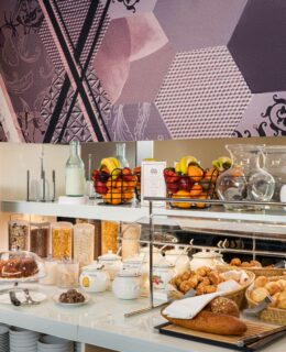 elaya-hotel-vienna-city-west-fruehstueck-brot Den Tag mit einem ausgewogenen Frühstück im elaya hotel vienna city west starten.