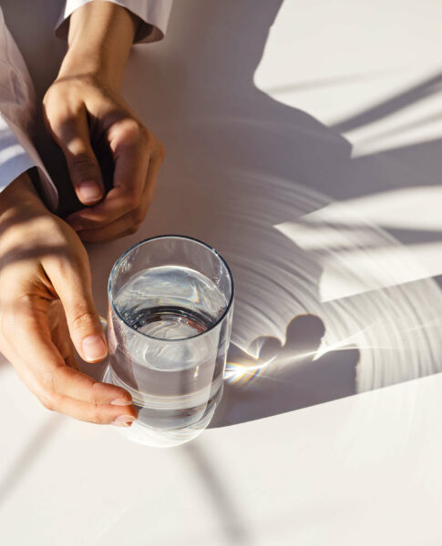 Stay hydrated. Bei elaya hotels gibt es immer etwas zu trinken für Dich.