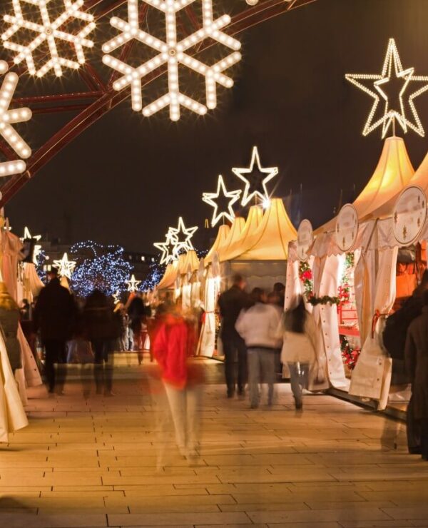 weihnachtsmarkt-hamburg-jungfernstieg Der weiße Zauber auf dem Jungfernstieg