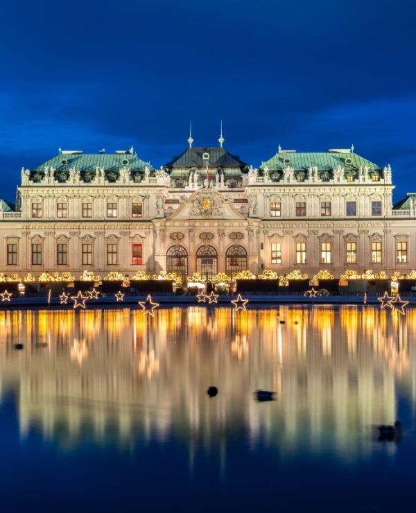 Das Weihnachtsdorf auf Schloss Belvedere in Wien