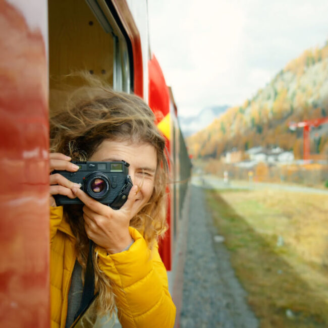 Mit der Deutschen Bahn und elaya hotels nachhaltig reisen.